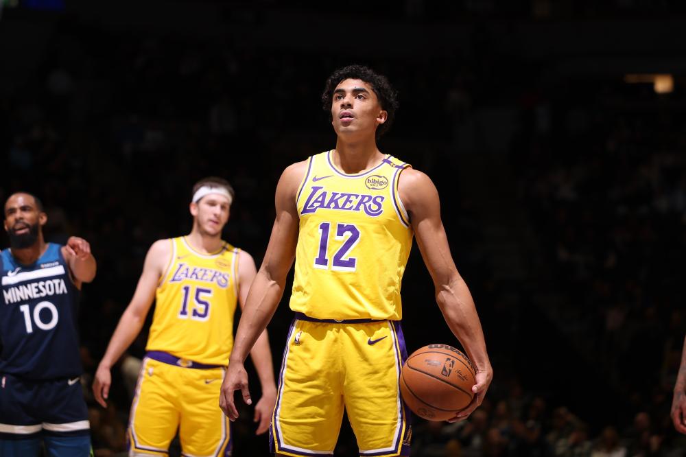 发起冲击 发起冲击