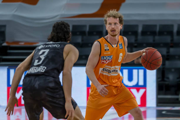 们重新审视 们重新审视