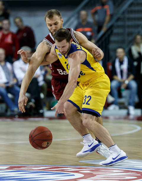 深度分析广 深度分析广