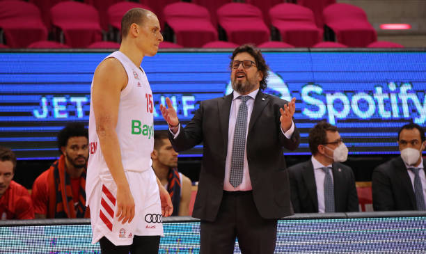 追逐他们的 追逐他们的